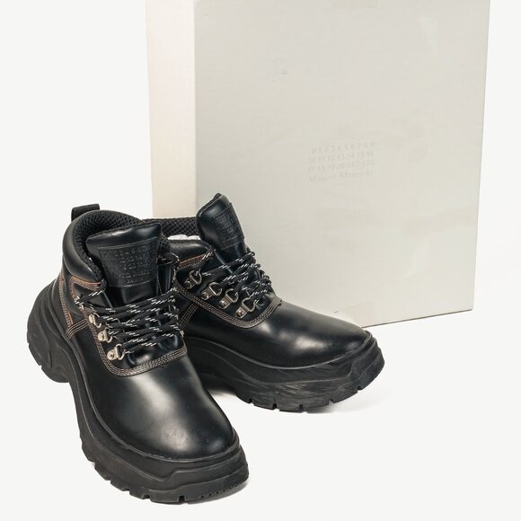 Maison Margiela Black Leather Lug Sole Hiking-Style Boots - Picture 11 of 11